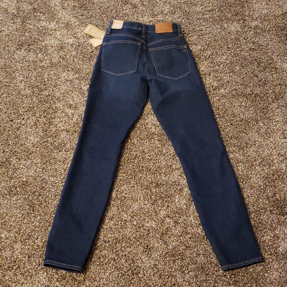 Jeans - Picture 2 of 4